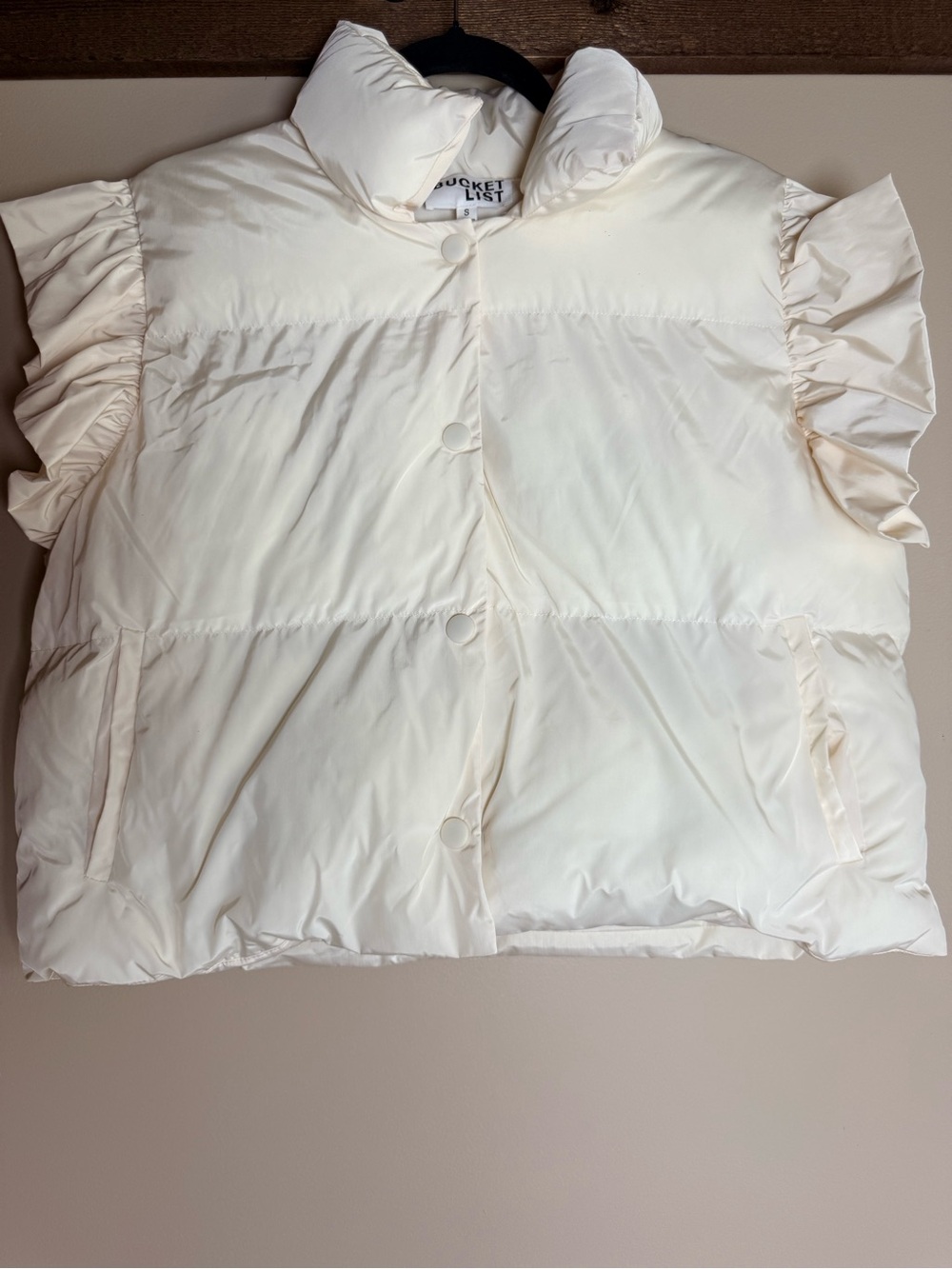 Women's Cropped Cream Puffer Vest with Ruffle Sleeves